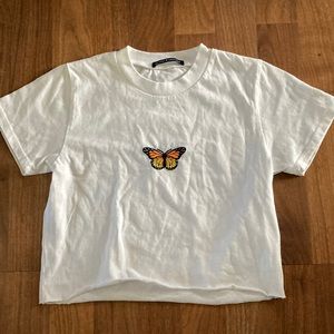 White Cropped T-shirt w/ butterfly